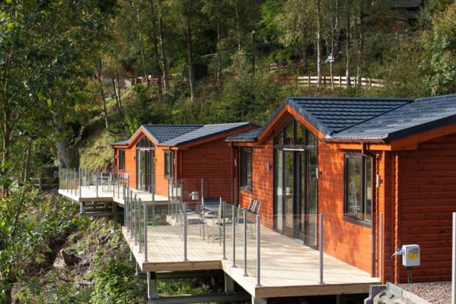 lodges with views at erigmore holiday park in perthshire