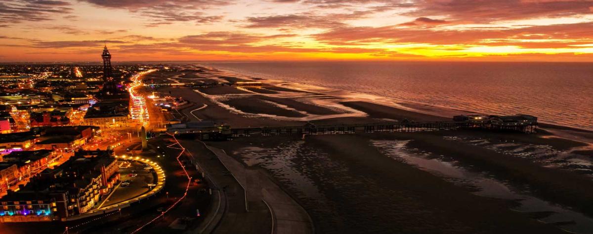 Blackpool Sunset, see out top 5 Blackpool holiday parks