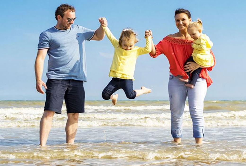 Enjoy family time in the sea near Romney & Dymchurch 