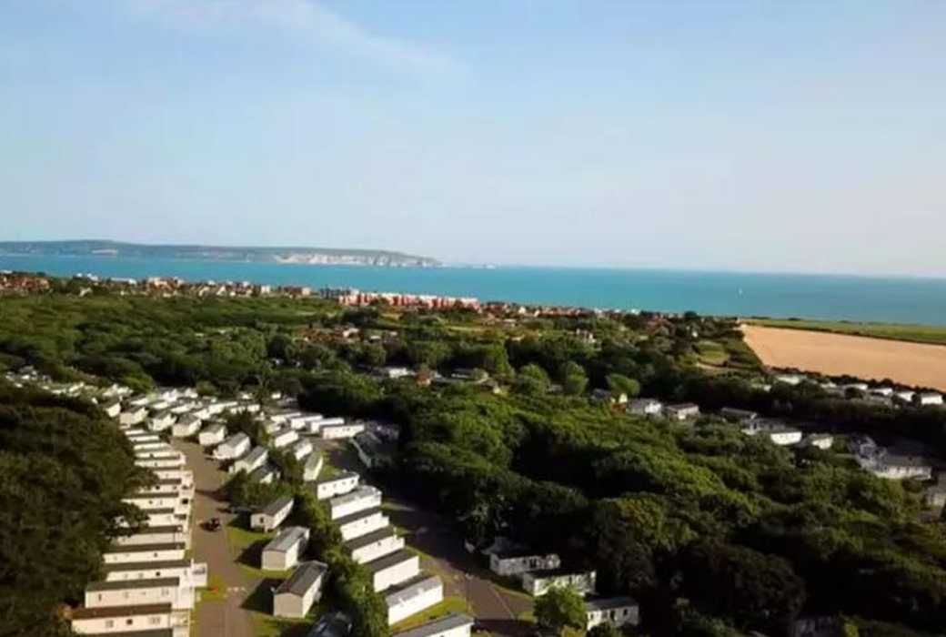Wonderful accommodation at family holiday parks near Milford-on-Sea