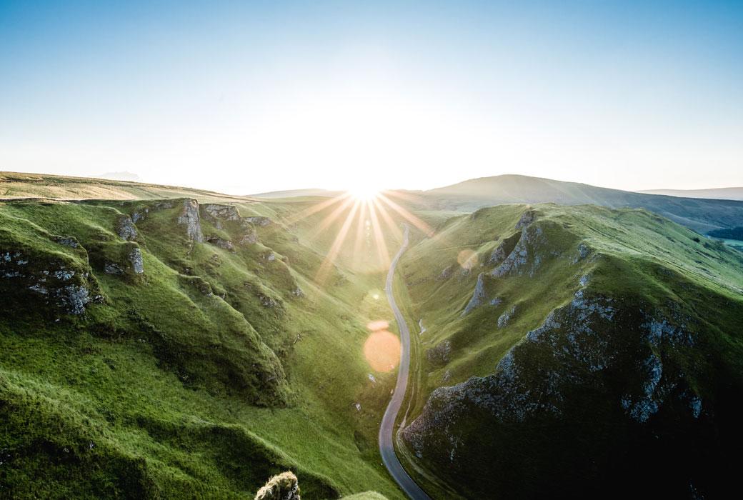 The Peak District has beautiful views and places to stay