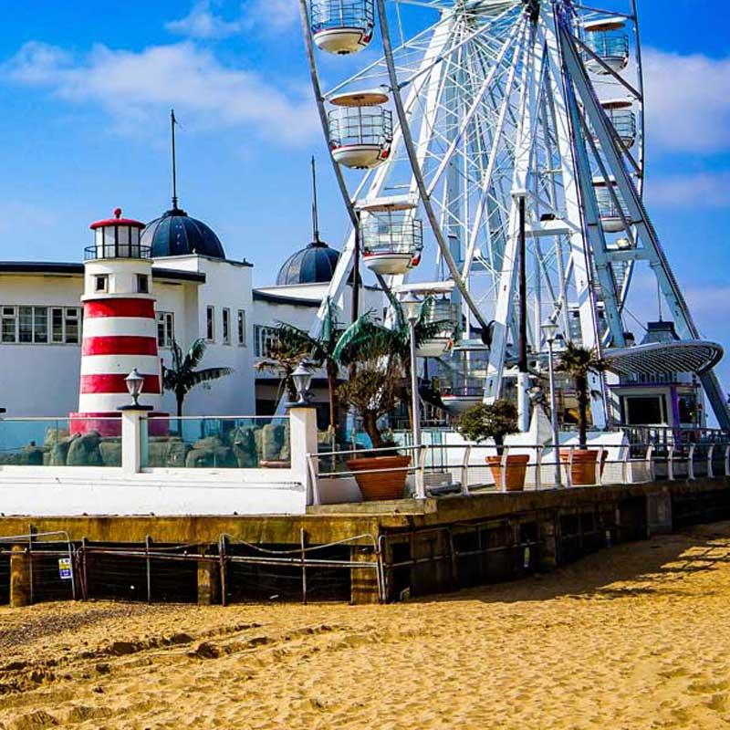 Explore caravan parks in Clacton-on-Sea