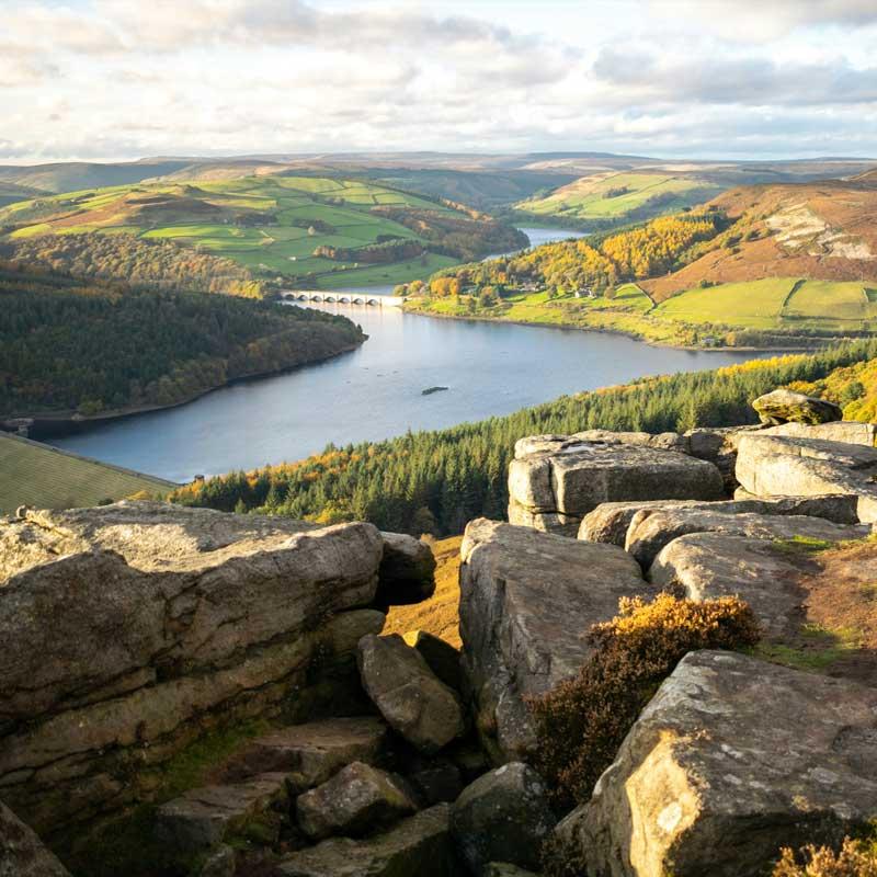 Explore caravan parks in Derbyshire & The Peak District