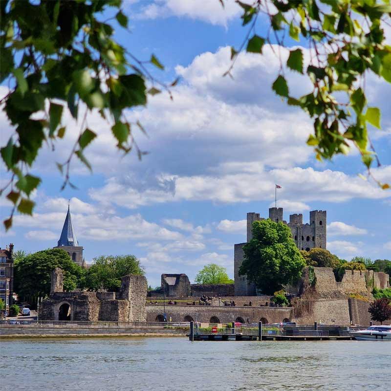 Explore caravan parks in Rochester