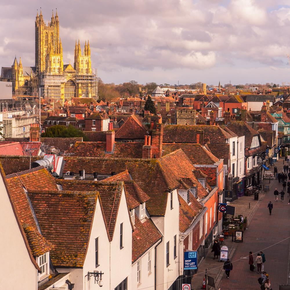 Explore caravan parks near Canterbury