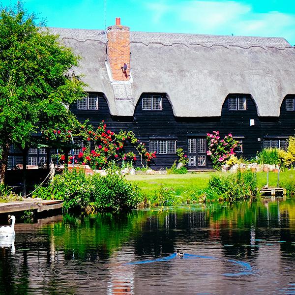 Explore caravan parks in Colchester