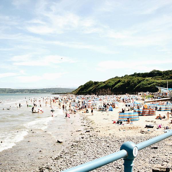 find caravan holidays on Angelsey holiday parks with caravan and lodge holidays