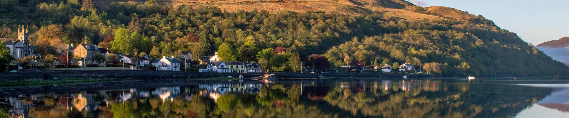 View Dumbartonshire holiday parks for lodge and caravan holidays