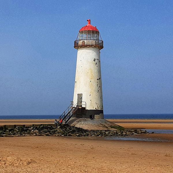 discover holiday parks in flintshire for caravan breaks