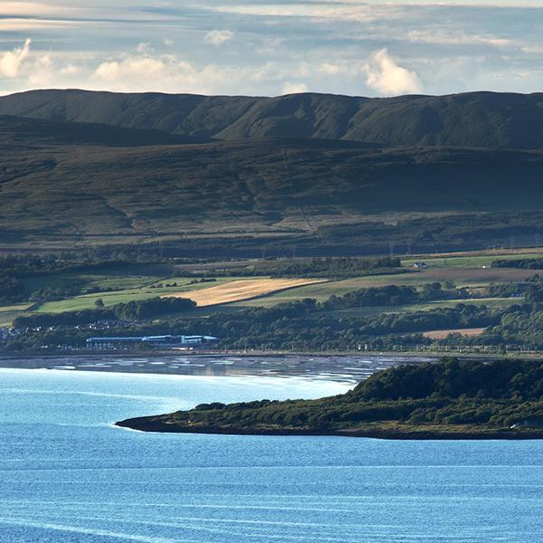 view Renfrewshire holiday parks for caravan and lodge holidays