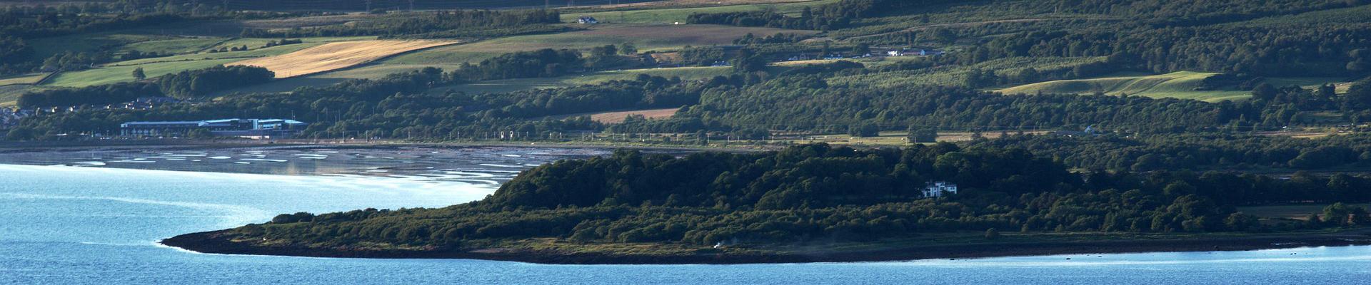 view Renfrewshire holiday parks for caravan and lodge holidays