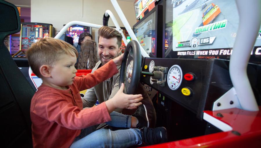 amusement arcade at Bideford Bay Holiday Park