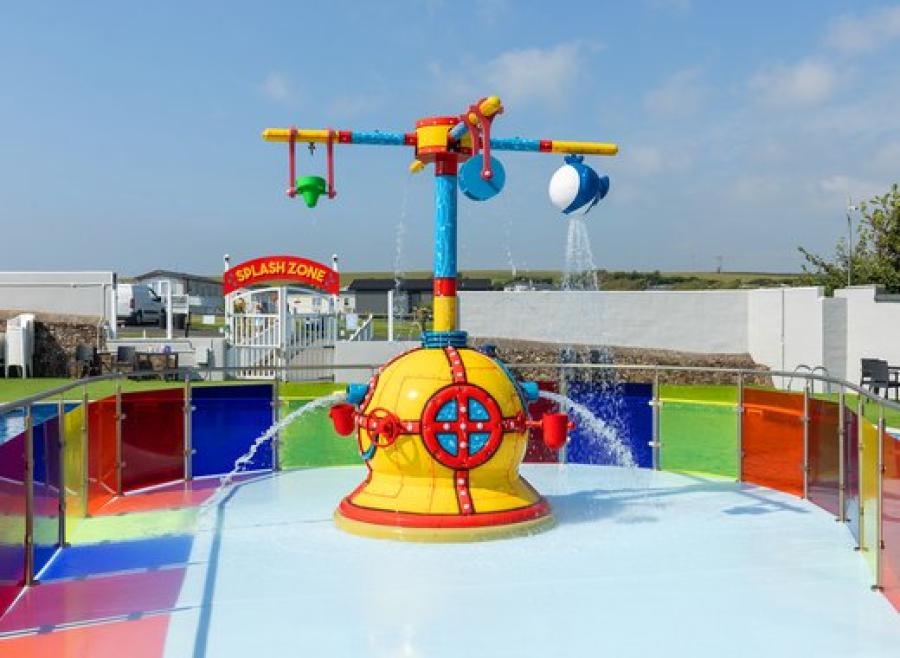 splash park for kids at Bude Holiday Resort