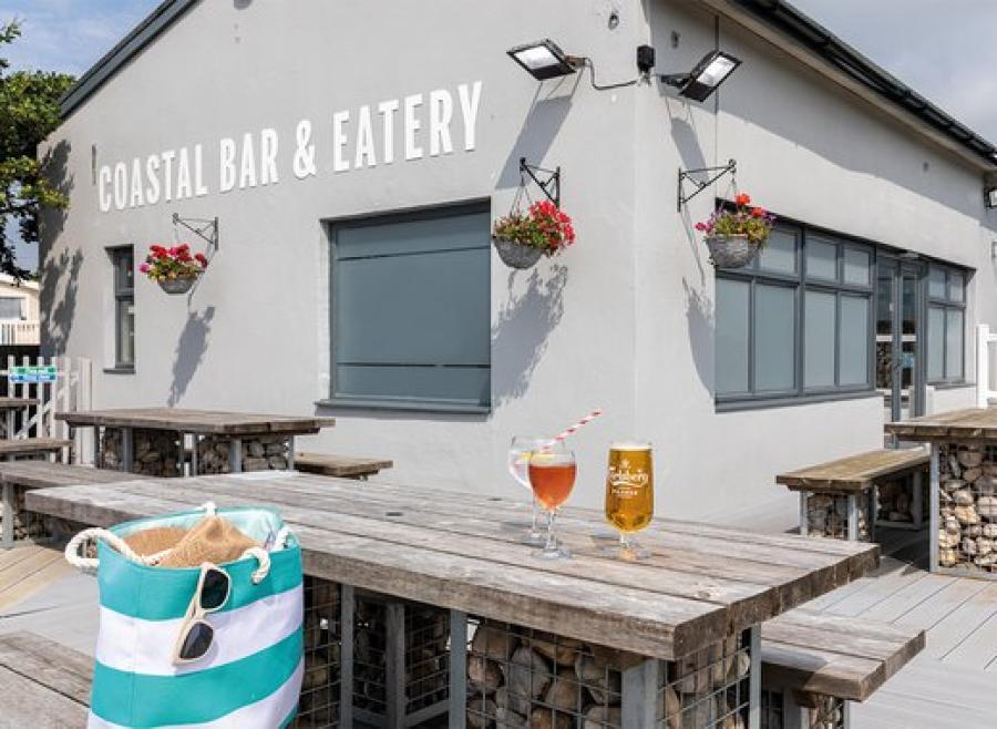 Bude Holiday Resort bar and eatery