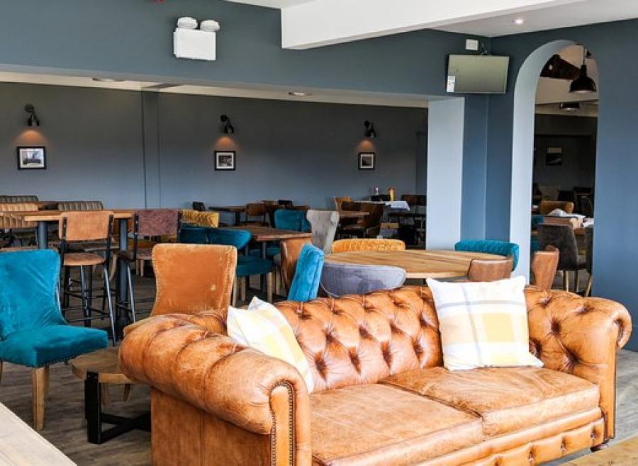 comfy sofas for watching the tv at Bude Holiday Resort