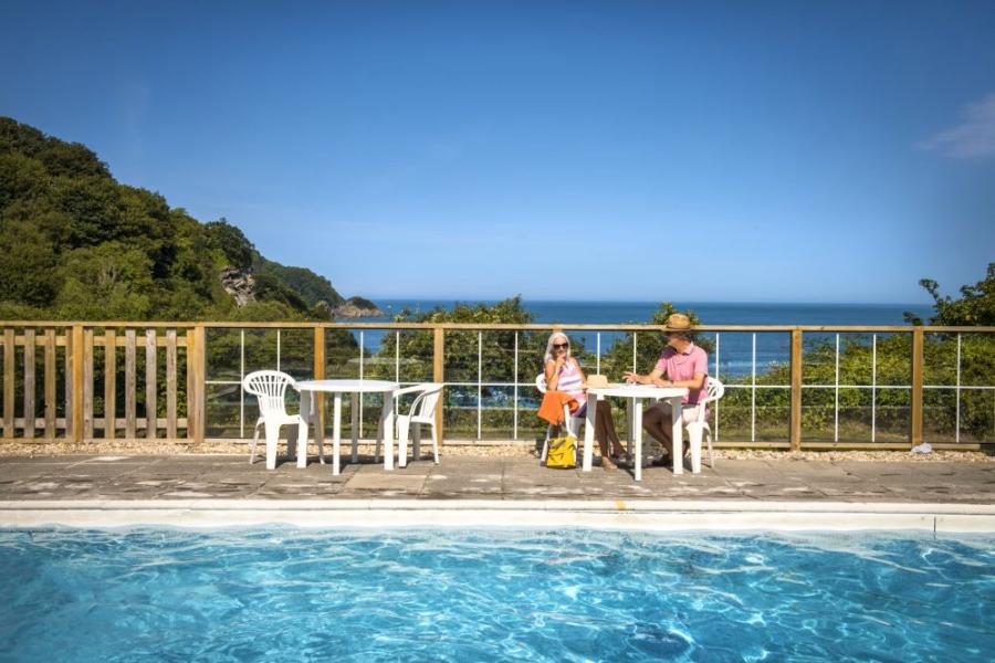 outdoor swimming pool at Combe Martin Beach Holiday Park
