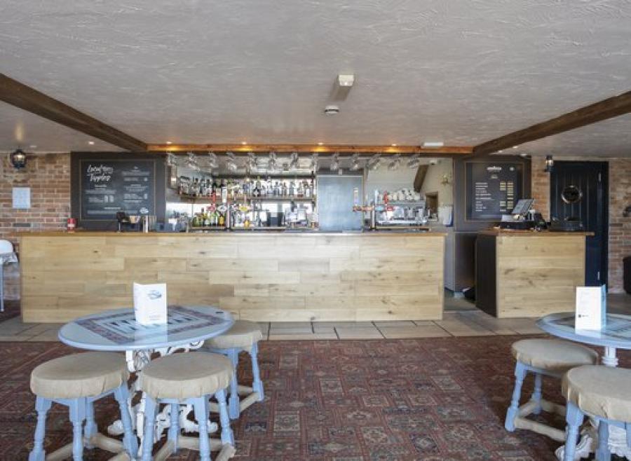 inside the bar at East Fleet Farm