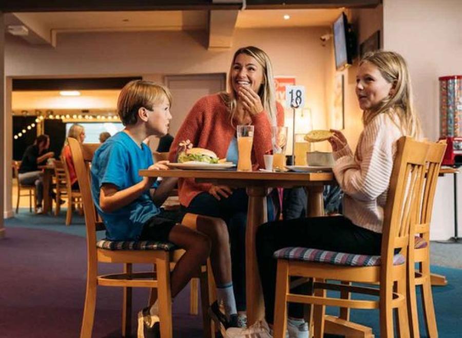 restaurant with food at Newquay Bay Resort