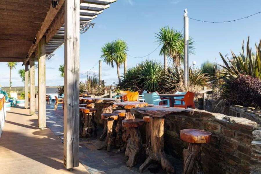 Perran Sands Holiday Park Surf bay Cafe