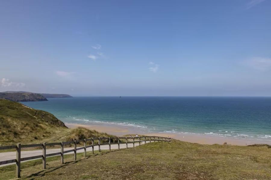 walkway down to the beach from Perran Sands