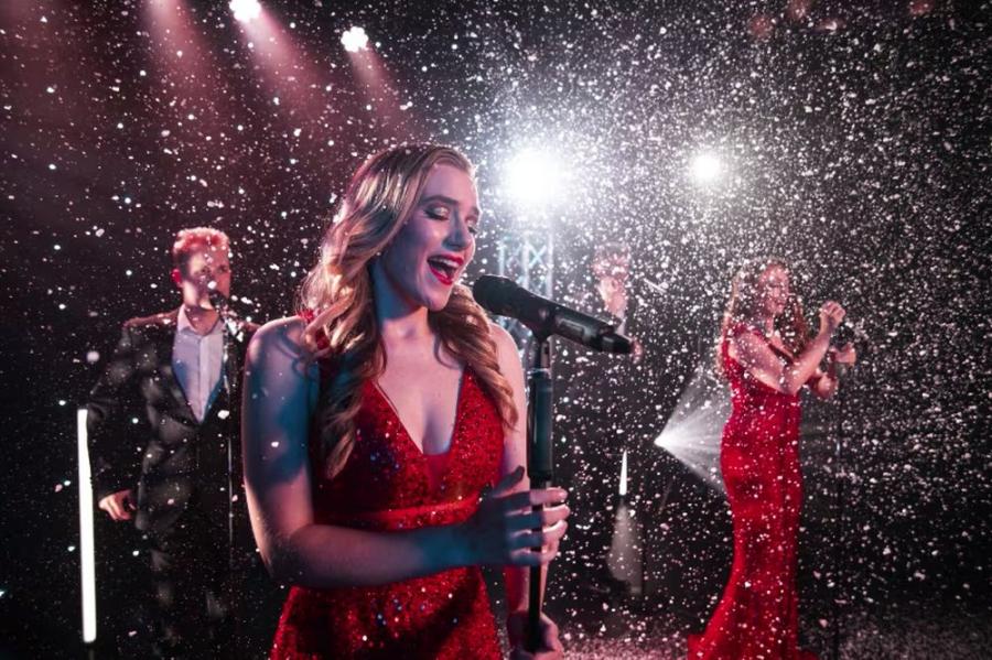 evening shows entertainment at Rockley Park Holiday Park