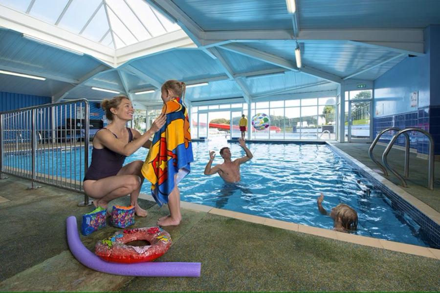 indoor swimming pool at South Bay Holiday Park