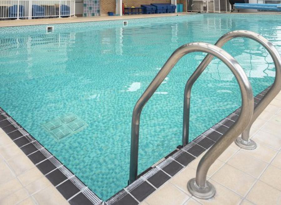 Swanage Bay View Holiday Park indoor swimming pool