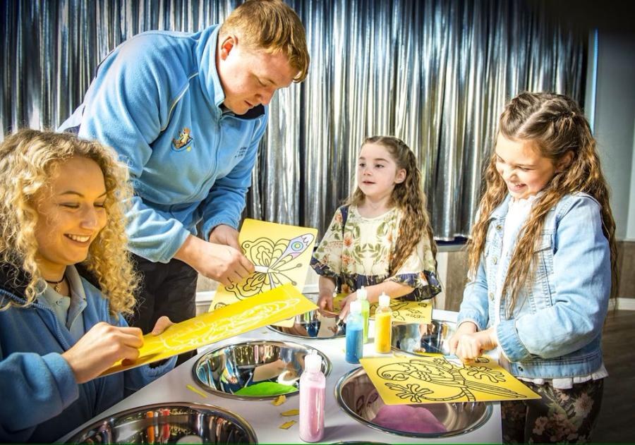 crafts and activities on holiday