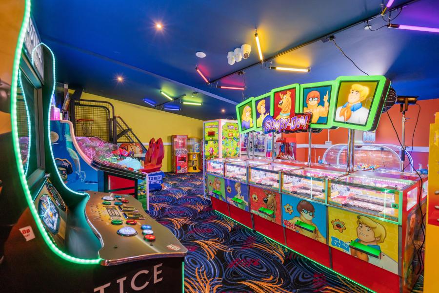 Golden Sands Holiday Park amusement arcade
