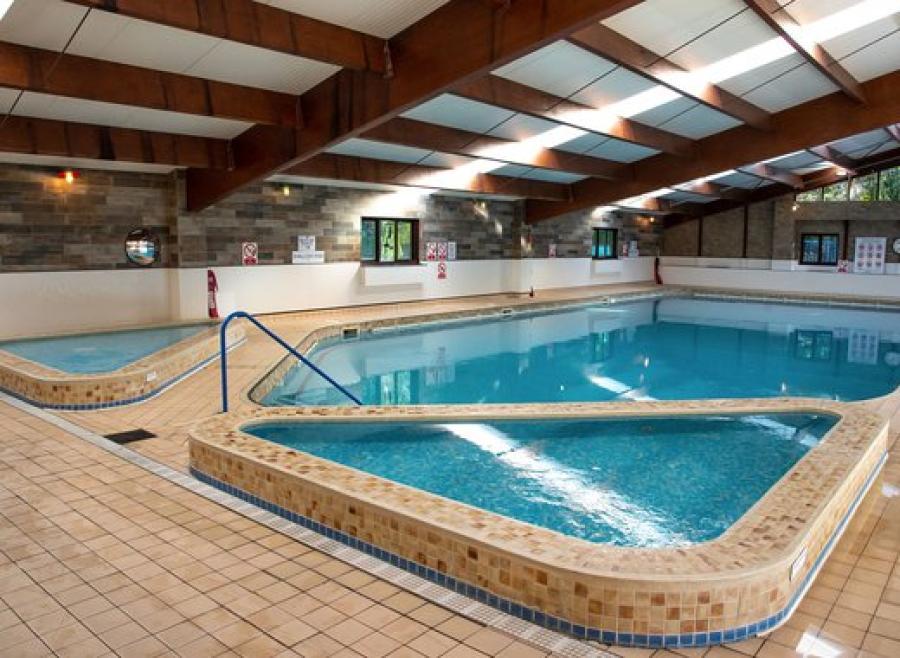 Sandy Balls Holiday Village indoor pool and splash pool