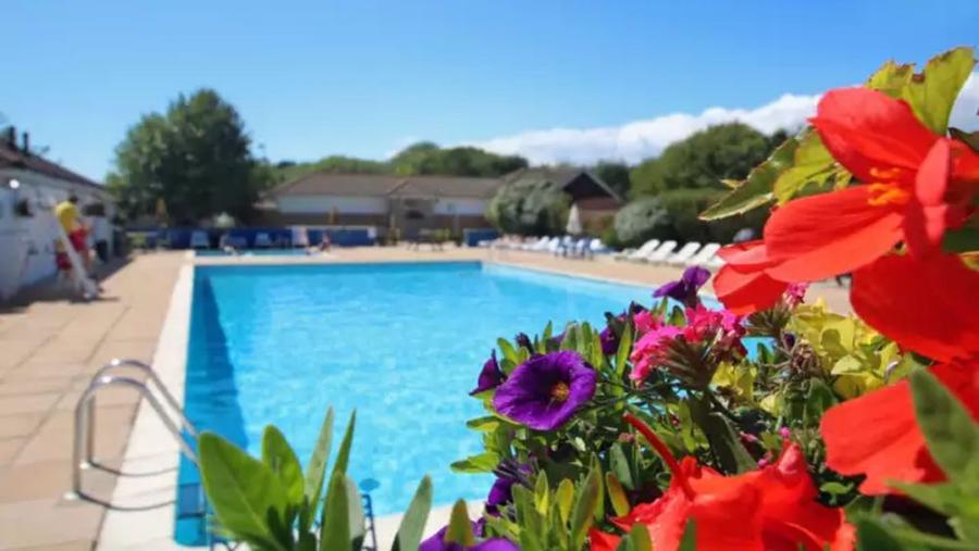 Shorefield Country Park, Hampshire | Caravan & Lodge Holidays