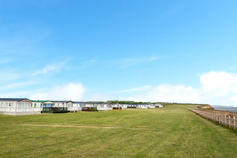 beach side lodge and caravan park in Suffolk