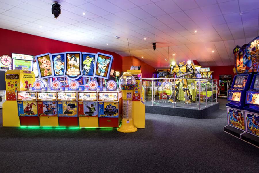 amusement arcade at New Beach Holiday Park