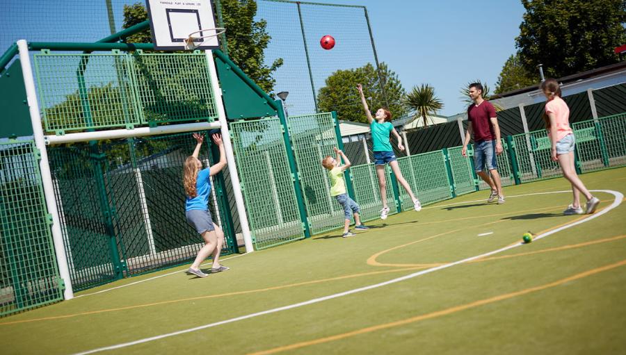 playing basketball on holiday