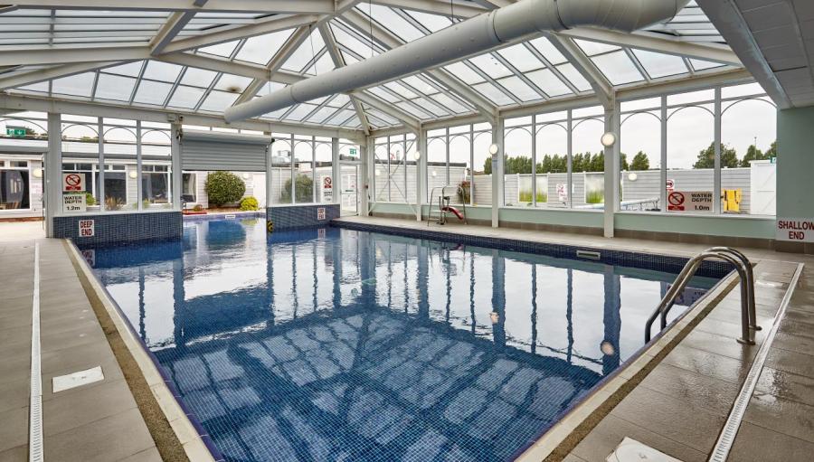 The indoor swimming pool at Manor Park Holiday Park