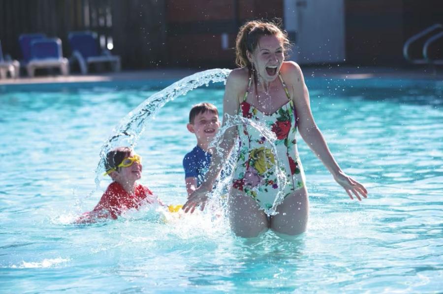 outdoor swimming pool at Church Farm Holiday Park