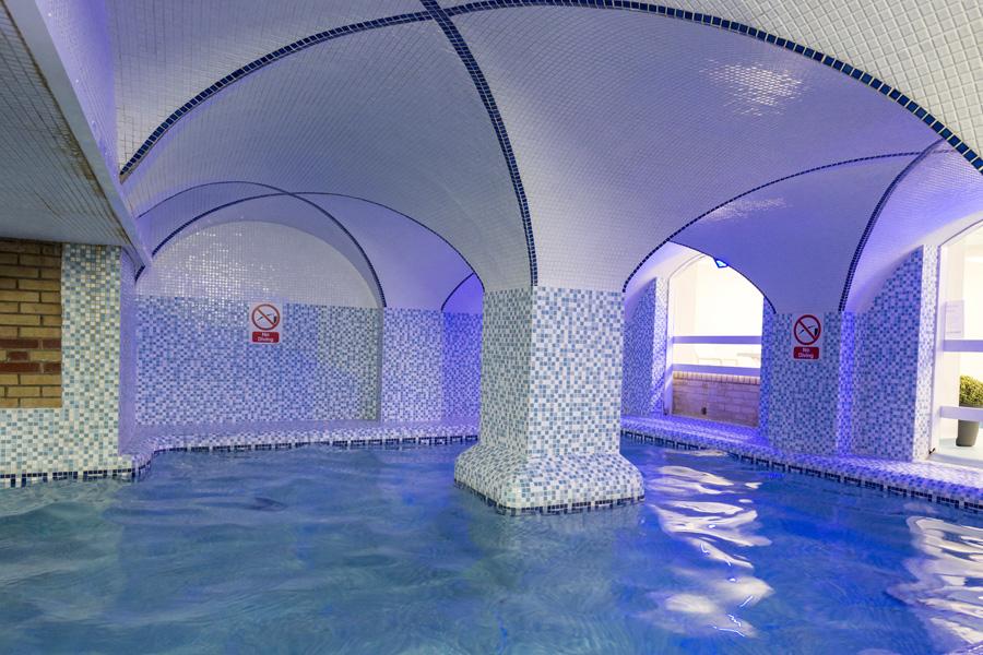 the swimming pool indoors at Coghurst Hall Holiday Park