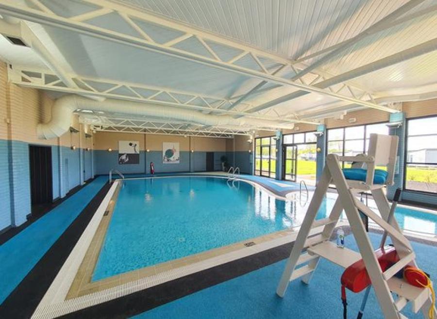 Mill Rythe Holiday Park indoor swimming pool