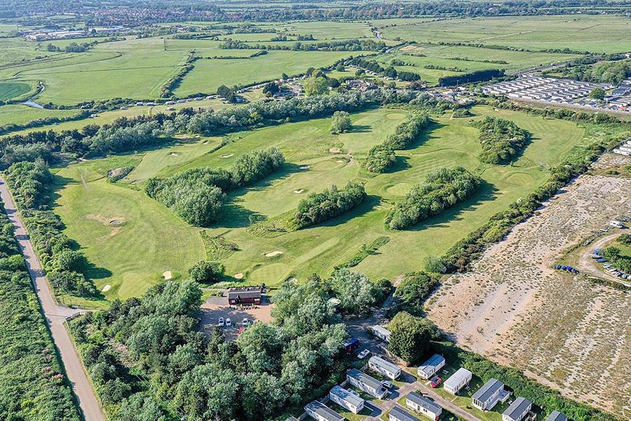 the golf course at Pevensey Bay Holiday Park