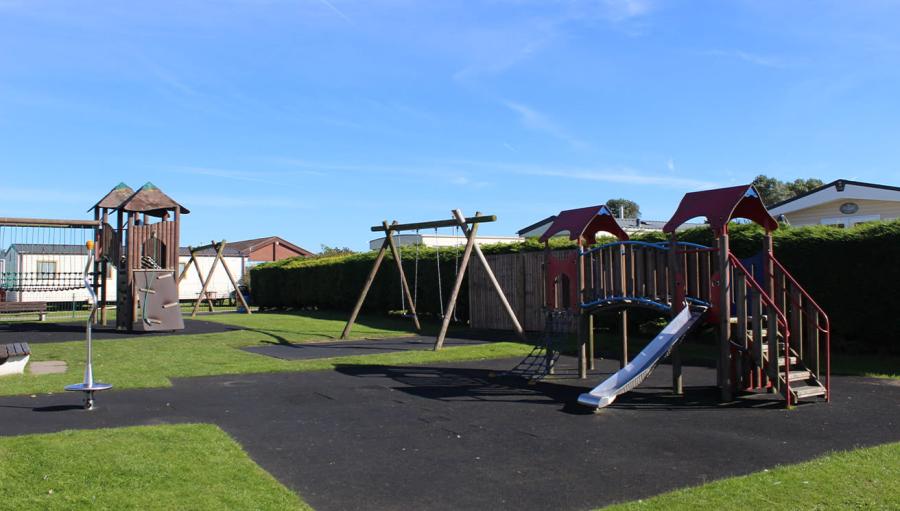 the outdoor adventure playground at Sunnydale Holiday Park