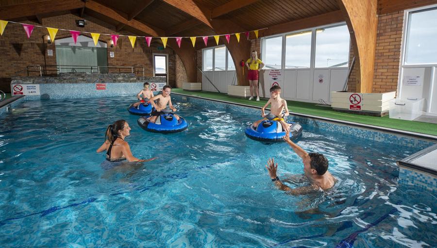 swimming pool at Grannie's Heilan Hame Park