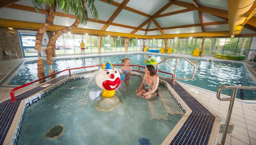 Sundrum Castle Holiday Park indoor swimming pool