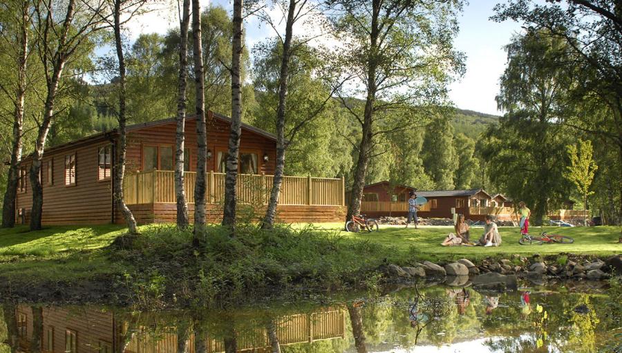 luxury lodges in Scotland at Tummel Valley Holiday Park