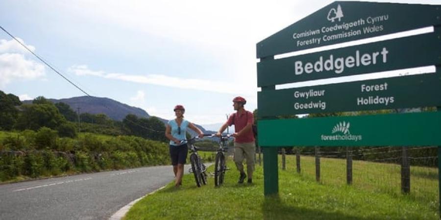 enterance to Beddgelert lodge park in Wales