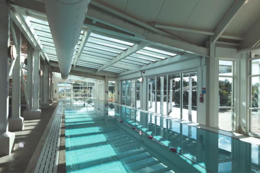the unique lap pool at Hafan-Y-Mor Holiday Park