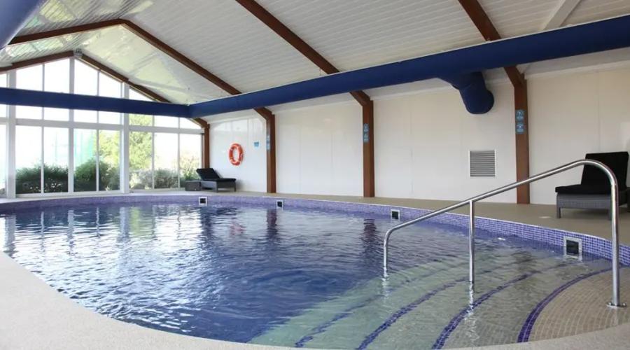 the indoor swimming pool at Par Sands Coastal Holiday Park