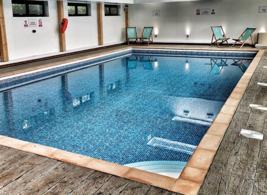 The Bay Colwell Holiday Park on the isle of wight indoor pool
