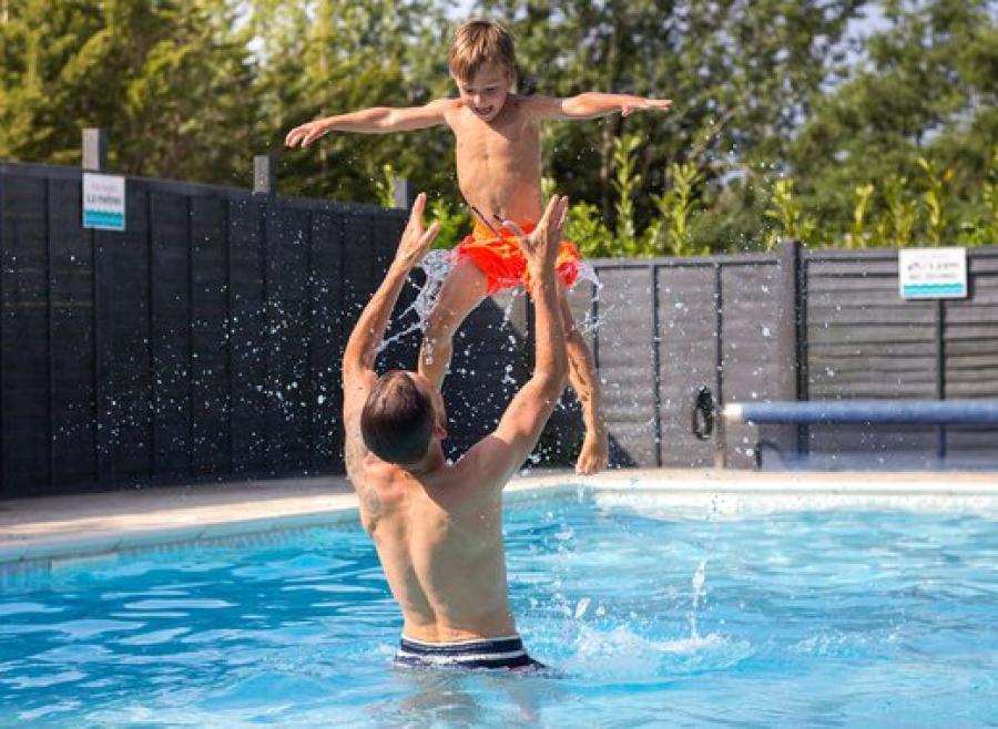 the outdoor swimming pool on site at The Lakes Rookley Holiday Park