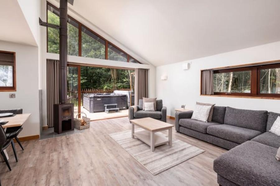 Glentress Forest luxury log cabins near Peebles