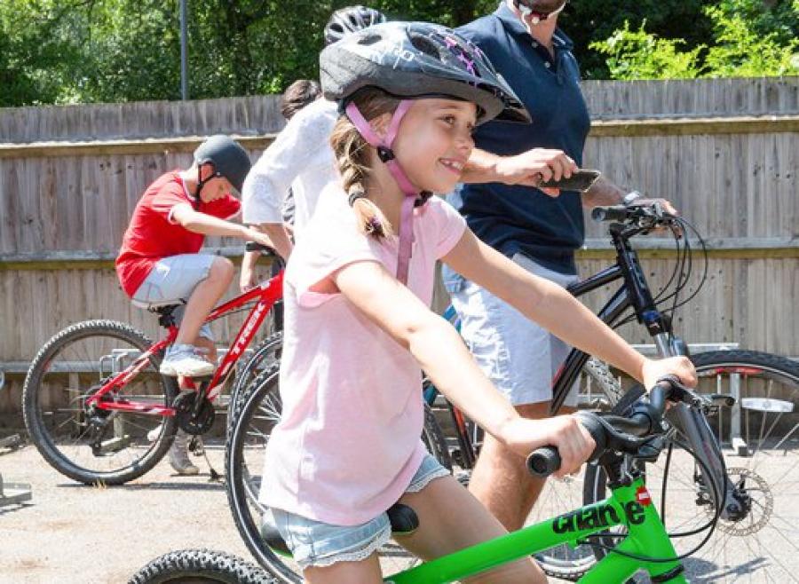 cycle hire at Appletree Holiday Park